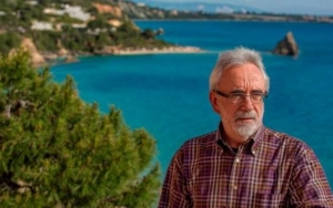 Ο Αλέκος Καλαφάτης στον Cosmos 96.5