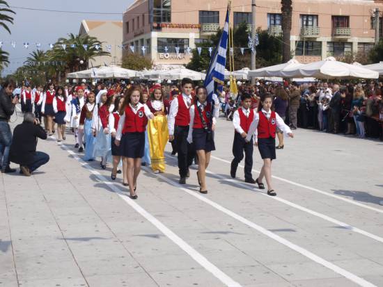 Ευχαριστήρια επιστολή για την παρέλαση της 25ης Μαρτίου.