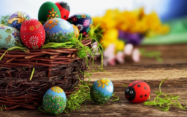 Φιλανθρωπικό Πασχαλινό Παζάρι και ευχές από τον Υπερίωνα