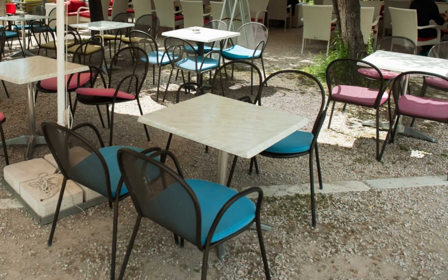 Κορονοϊός: 190 τα κρούσματα στην Ελλάδα! Κλείνουν εστιατόρια και καφετέριες