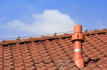Πότε επιτέλους θα αντικατασταθεί το κλεμμένο αλεξικέραυνο από το Δημοτικό Σχολείο Βλαχάτων;