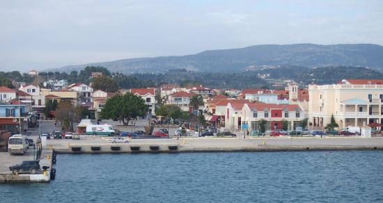 Αναστάτωση στο Ληξούρι από την απόφαση του Δημοτικού Συμβουλίου για παραχώρηση οικίας σε Ρομά