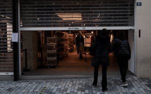 Ποια καταστήματα ανοίγουν εκτάκτως στην Αττική