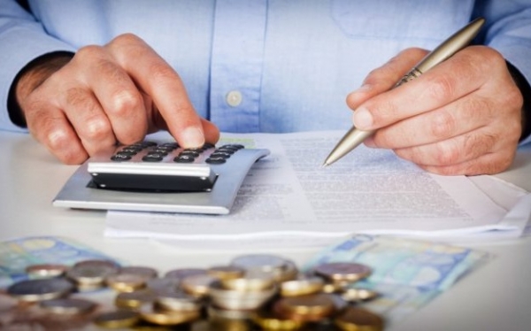 Τα κριτήρια για την ένταξη στις 120 δόσεις για χρέη μέχρι 50.000 ευρώ προς την εφορία