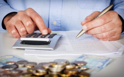 Τα κριτήρια για την ένταξη στις 120 δόσεις για χρέη μέχρι 50.000 ευρώ προς την εφορία