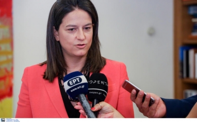Υπουργός Παιδείας: Με ελάχιστη βάση η εισαγωγή στα ΑΕΙ