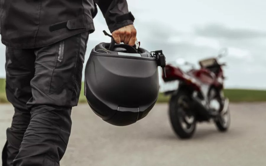 Εντατικοί έλεγχοι στην Κεφαλονιά για τη μη χρήση κράνους – 39 παραβάσεις σε μία εβδομάδα