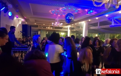 Ταξίδι στα 70s, 80s και 90s με πολύ... χορό! Ξέφρενο Disco Party από το «Σπάρτο»! (εικόνες)