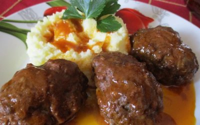 Λαχταριστά σουτζουκάκια από την Σία Λαδά