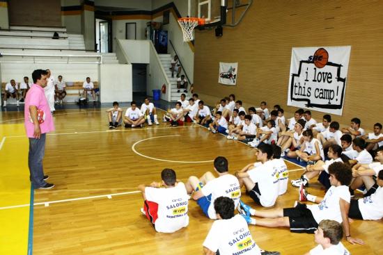 ΑΣΚ - ΝΕΟΛ: Αποστολή αθλητών σε Basketball Camp του Θ. Ροδόπουλου (22 - 27/6)