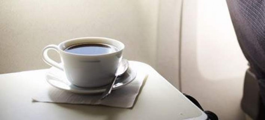 Γιατί ο καφές στα αεροπλάνα, κάποιες φορές, έχει άσχημη γεύση;