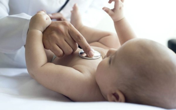 Σημαντική εξέλιξη για την Ιθάκη: Στον δρόμο για μόνιμο παιδίατρο το Κέντρο Υγείας