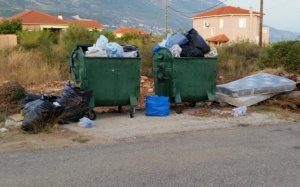 Oι κάτοικοι του Ληξουρίου αντιδρούν στην μείωση δρομολογίων για την αποκομιδή απορριμμάτων