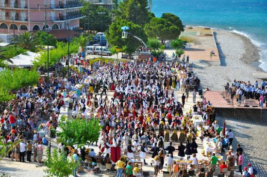 Πρόταση της ΕΤ3 για μετάδοση του Καρναβαλιού του Πόρου!