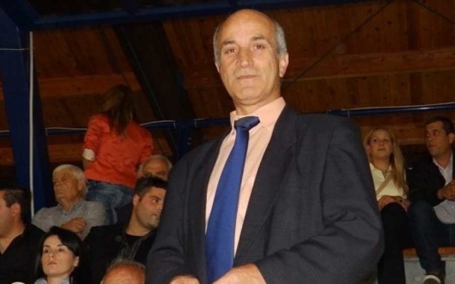 Κώστας Διακάτος: "Τρικυμία εν κρανίω" διακατέχει τον πρόεδρο της Δ.Ε. Αργοστολίου Λούκα Νιφοράτο!