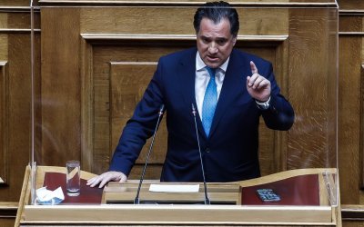 Γεωργιάδης: Να καταγγέλλουν οι πολίτες τις εισπρακτικές που δεν τηρούν τον νόμο