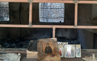 Φωτιά στον Σχίνο - Αυτοψία: Κάηκαν κειμήλια 500 ετών στη Μονή της Αγίας Παρασκευής στο Μάζι