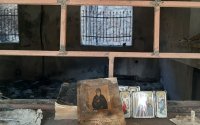 Φωτιά στον Σχίνο - Αυτοψία: Κάηκαν κειμήλια 500 ετών στη Μονή της Αγίας Παρασκευής στο Μάζι