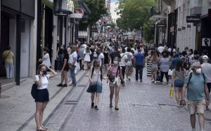 ΠΟΥ: Σύσταση για χρήση μάσκας και από τους πλήρως εμβολιασμένους λόγω της μετάλλαξης Δέλτα