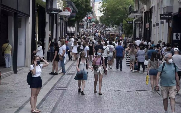 ΠΟΥ: Σύσταση για χρήση μάσκας και από τους πλήρως εμβολιασμένους λόγω της μετάλλαξης Δέλτα