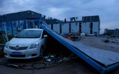 Ανεμοστρόβιλος φονιάς σαρώνει την Κίνα: 10 νεκροί, 300 τραυματίες