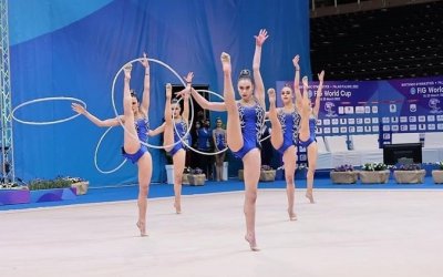 Στην 2η θέση η Εθνική ανσάμπλ την 1η μέρα του Παγκόσμιου Κυπέλλου Ρυθμικής Γυμναστικής - Εξαιρετική εμφάνιση της Μαριέτας Τοπολλάι