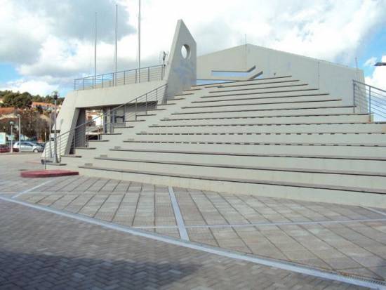 Εφαρμογή παρουσίασης πληροφοριών στο κτίριο της προβλήτας των κρουαζιεροπλοίων στο Αργοστόλι