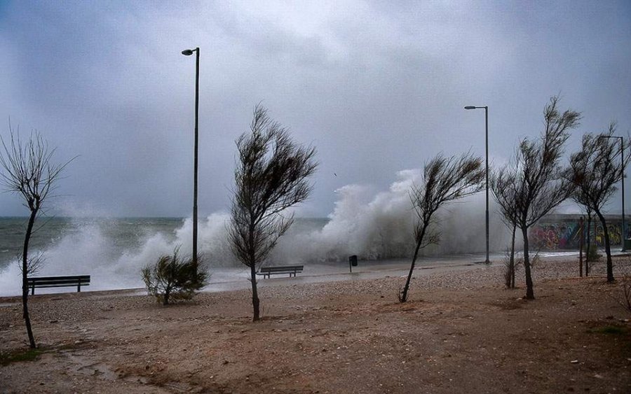 Κεφαλονιά: Ισχυροί άνεμοι πνέουν στο νησί μας - Mέγιστη ριπή ανέμου πριν λίγο 86.9 Km/h!