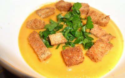 Σούπα καρότου βελουτέ από την Σία Λαδά