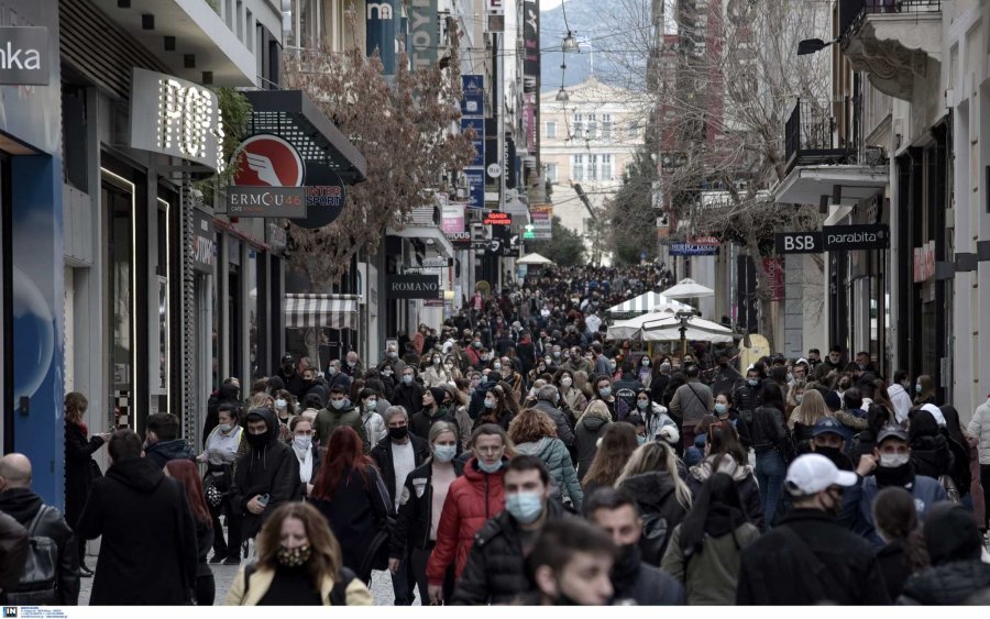 Έρχεται σκληρό lockdown στην Αττική – Τι θα περιλαμβάνει για σχολεία, καταστήματα και απαγόρευση κυκλοφορίας