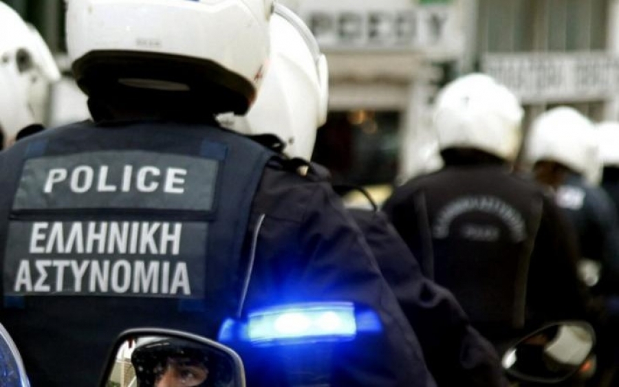 Συνελήφθησαν τέσσερα άτομα, στην Κεφαλονιά και την Κέρκυρα για κατοχή ναρκωτικών ουσιών