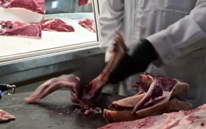 Κρέας από «χρυσάφι»: Ρεκόρ τριετίας στις αυξήσεις τιμών