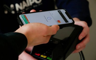 ΟΠΕΚΑ: Πότε θα αυξηθούν ελάχιστο εγγυημένο εισόδημα και επίδομα παιδιού