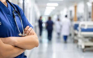 «Μόνο 2 από τις 7 θέσεις βρήκαν ενδιαφερόμενους»: Οι εργαζόμενοι του Νοσοκομείου Κεφαλονιάς βγαίνουν σε κινητοποίηση