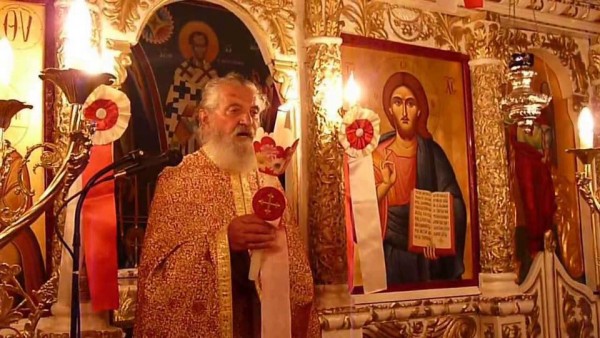 «Έφυγε» ο αγαπητός παπάς Παναγής Σκλαβούνος