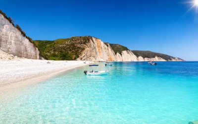Η μετατόπιση του Αργοστολίου προς έναν ρόλο που ξεπερνά τον κλασικό τουρισμό