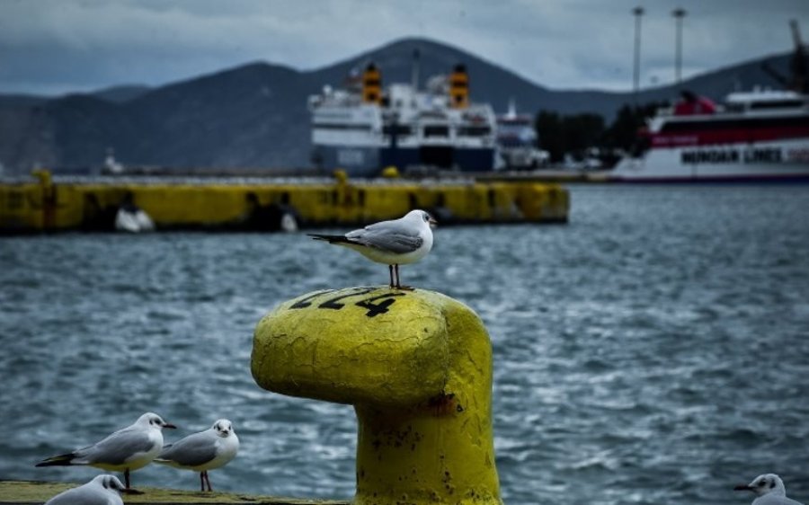 Πανελλαδική 48ωρη απεργία σε όλες τις κατηγορίες πλοίων