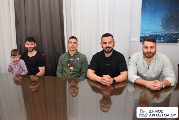 Κάθε κατεργάρης στον πάγκο του!