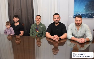 Κάθε κατεργάρης στον πάγκο του!