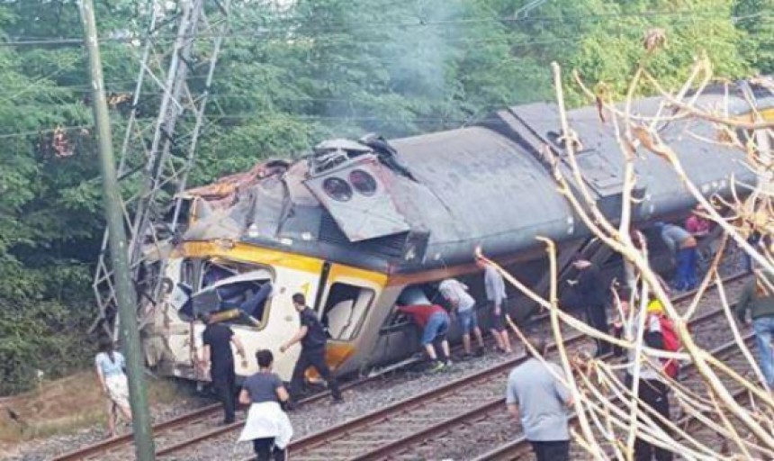 Αυξάνεται ο αριθμός των νεκρών από τον εκτροχιασμό της αμαξοστοιχίας στην Ισπανία