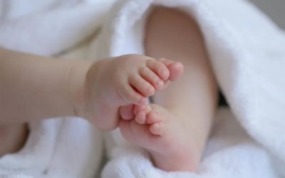 Μέτρα για νέους γονείς: Αυξάνεται έως 1.500 ευρώ το επίδομα γέννησης