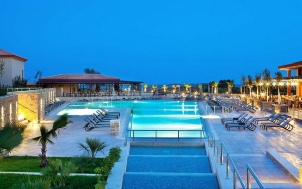 «Exclusive Party by the pool» στο Apollonion Resort & Spa στο Ληξούρι!
