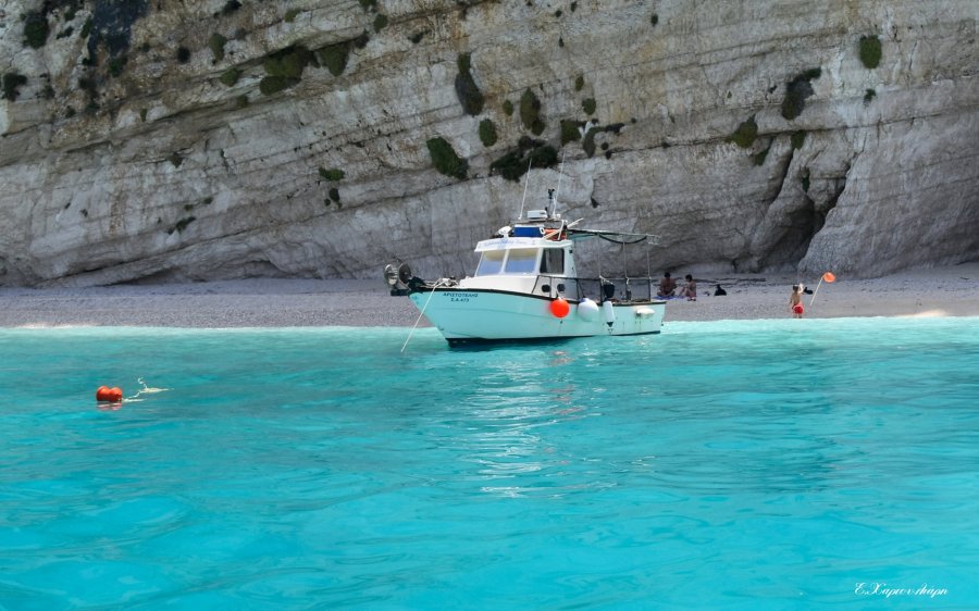 Η εξωτική παραλία Φτέρη στην Κεφαλονιά (εικόνες)