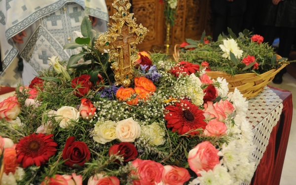 Η τρίτη Κυριακή των Νηστειών - Η Κυριακή της Σταυροπροσκύνησης