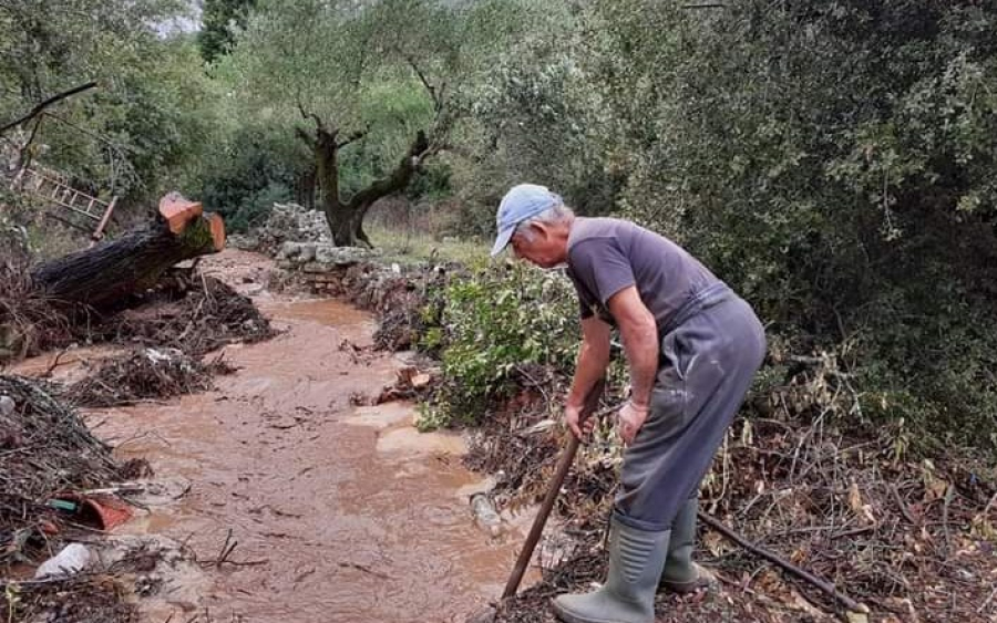 Επιτακτική η ανάγκη για συστηματικό καθαρισμό του ρέματος των Πουλάτων