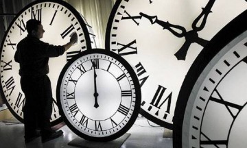 Ξημερώματα Κυριακής αλλάζει η ώρα -Θα νυχτώνει νωρίτερα