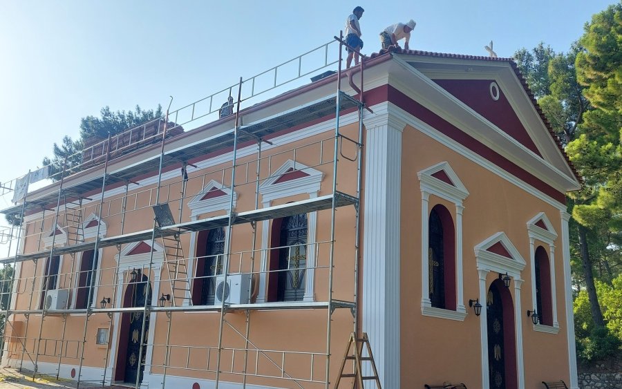 Ξεκίνησαν οι εργασίες αντικατάστασης της στέγης του Ιερού Ναού Πόρου