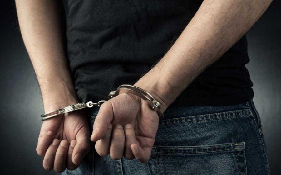 Συνελήφθη ημεδαπός για διαρρήξεις οχημάτων καθώς και κατοχή ναρκωτικών ουσιών στη Ζάκυνθο