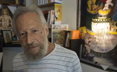 Σαράντης Αλιβιζάτος: "Ένας κόσμος τραγούδια, ένα δάσος ''Σ' αγαπώ'' μες στα μάτια σου παίζουνε κρυφτό"