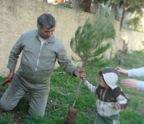 O Χρήστος Κοσμάς για το θέμα της Παιδικής Χαράς και του Σχολείου στα Λουρδάτα